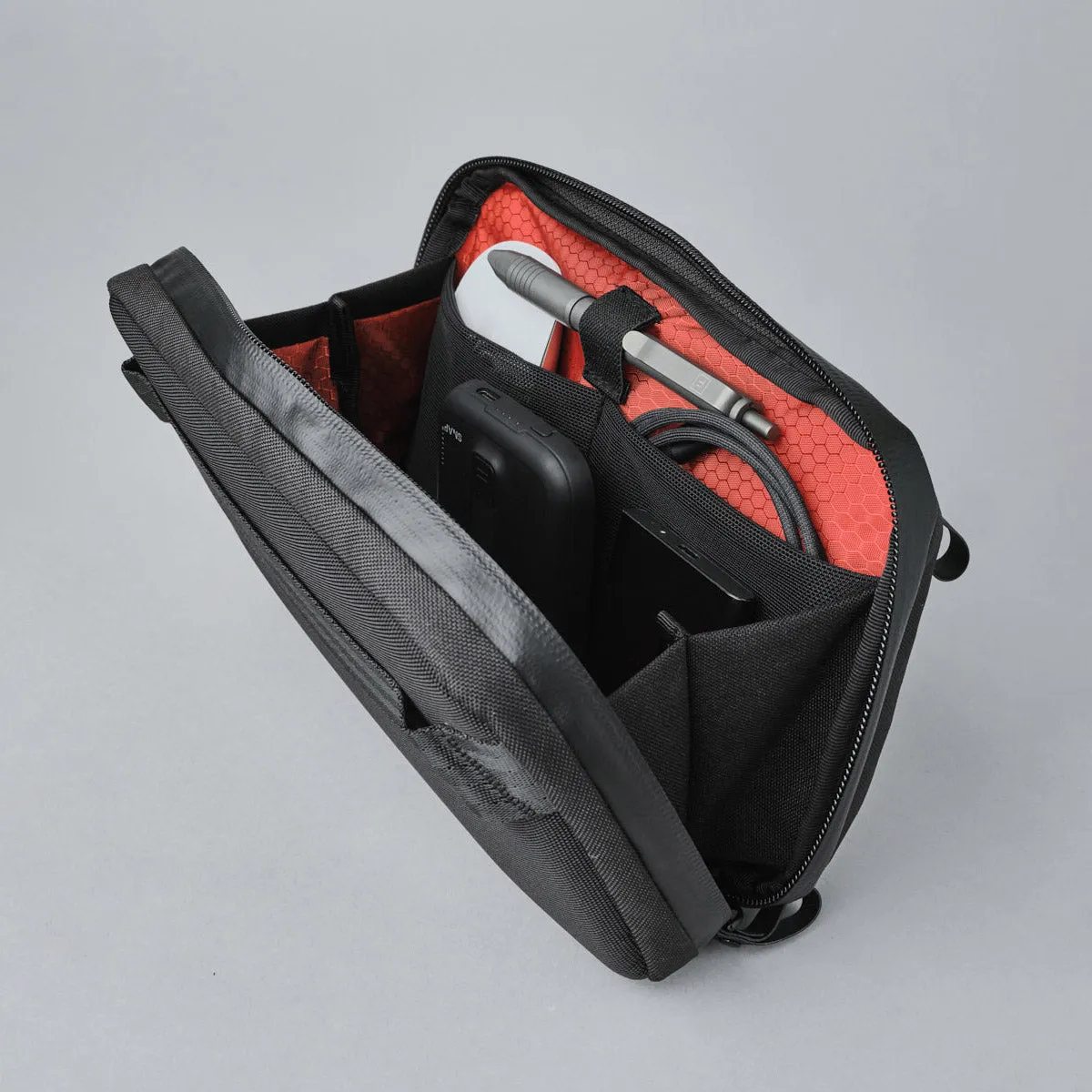 Elements Tech Case Mini