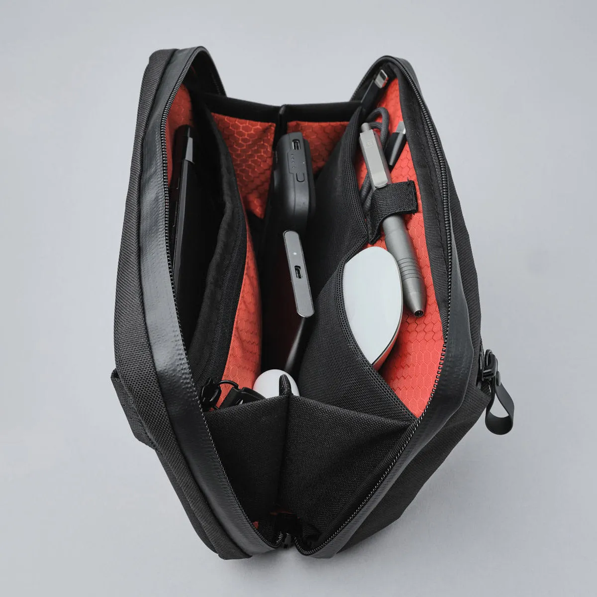 Elements Tech Case Mini