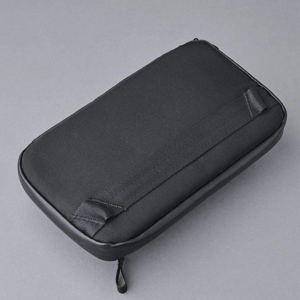 Elements Tech Case Mini