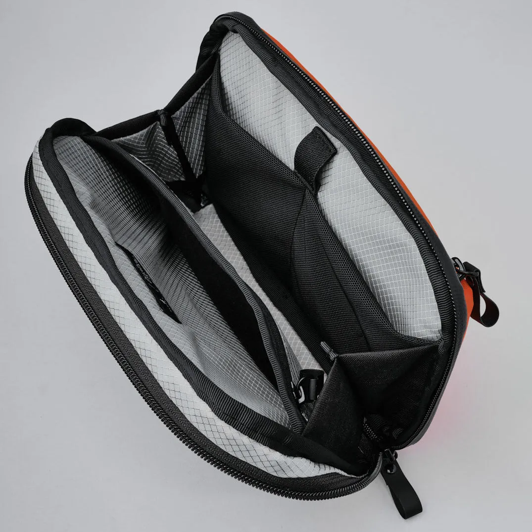 Elements Tech Case Mini
