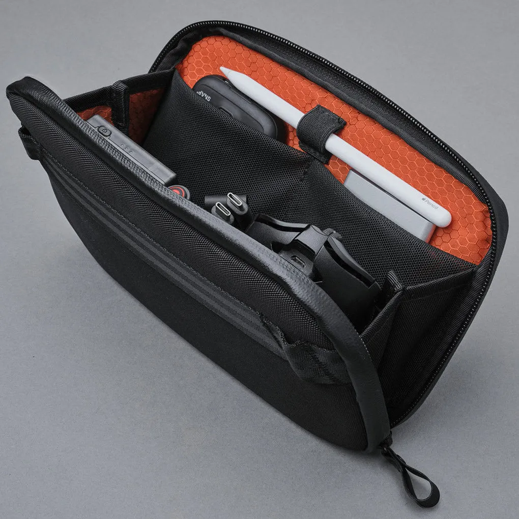 Elements Tech Case Mini