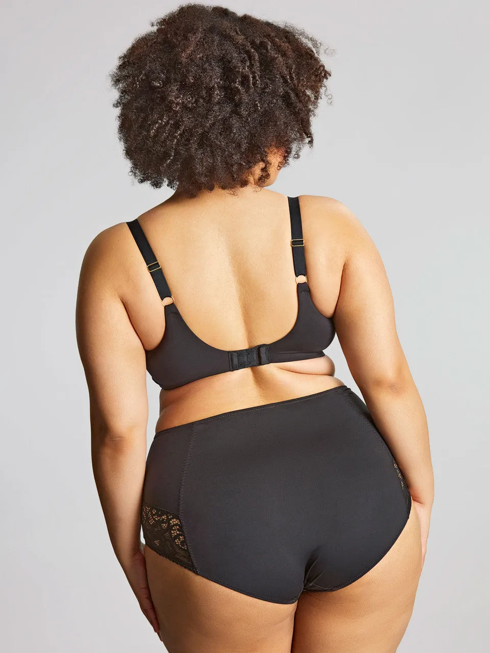 Estel Full Cup Bra In Black - Sculptresse