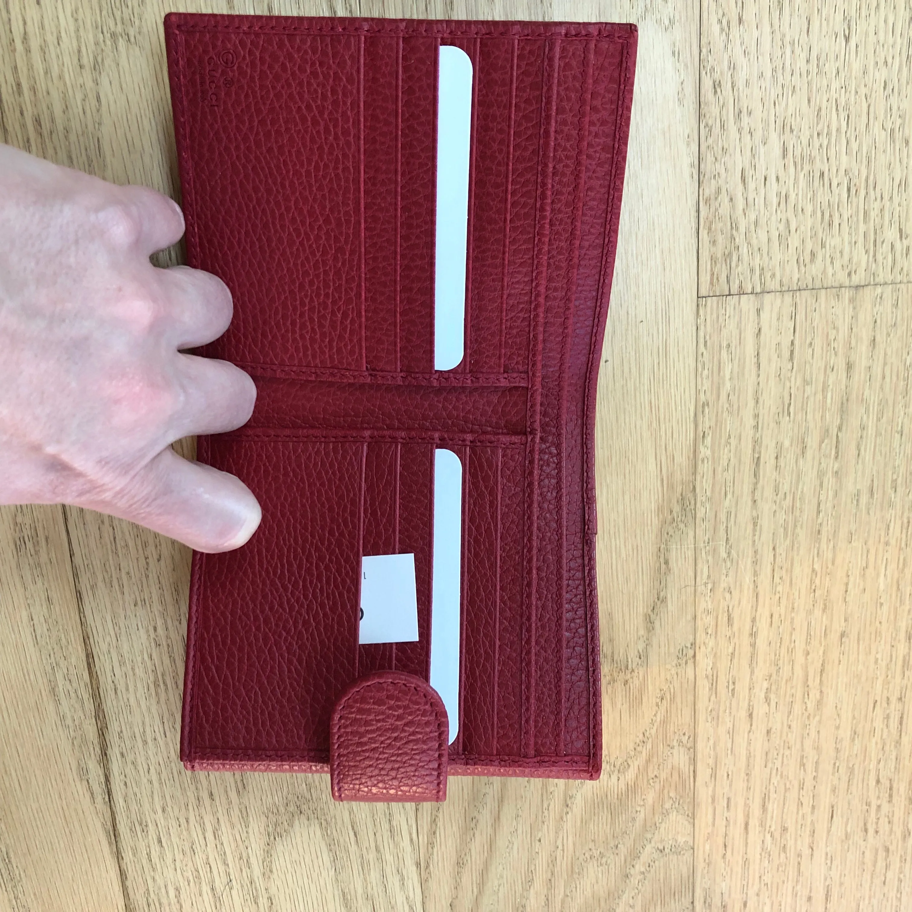 Gucci Interlocking GG French Wallet in Red