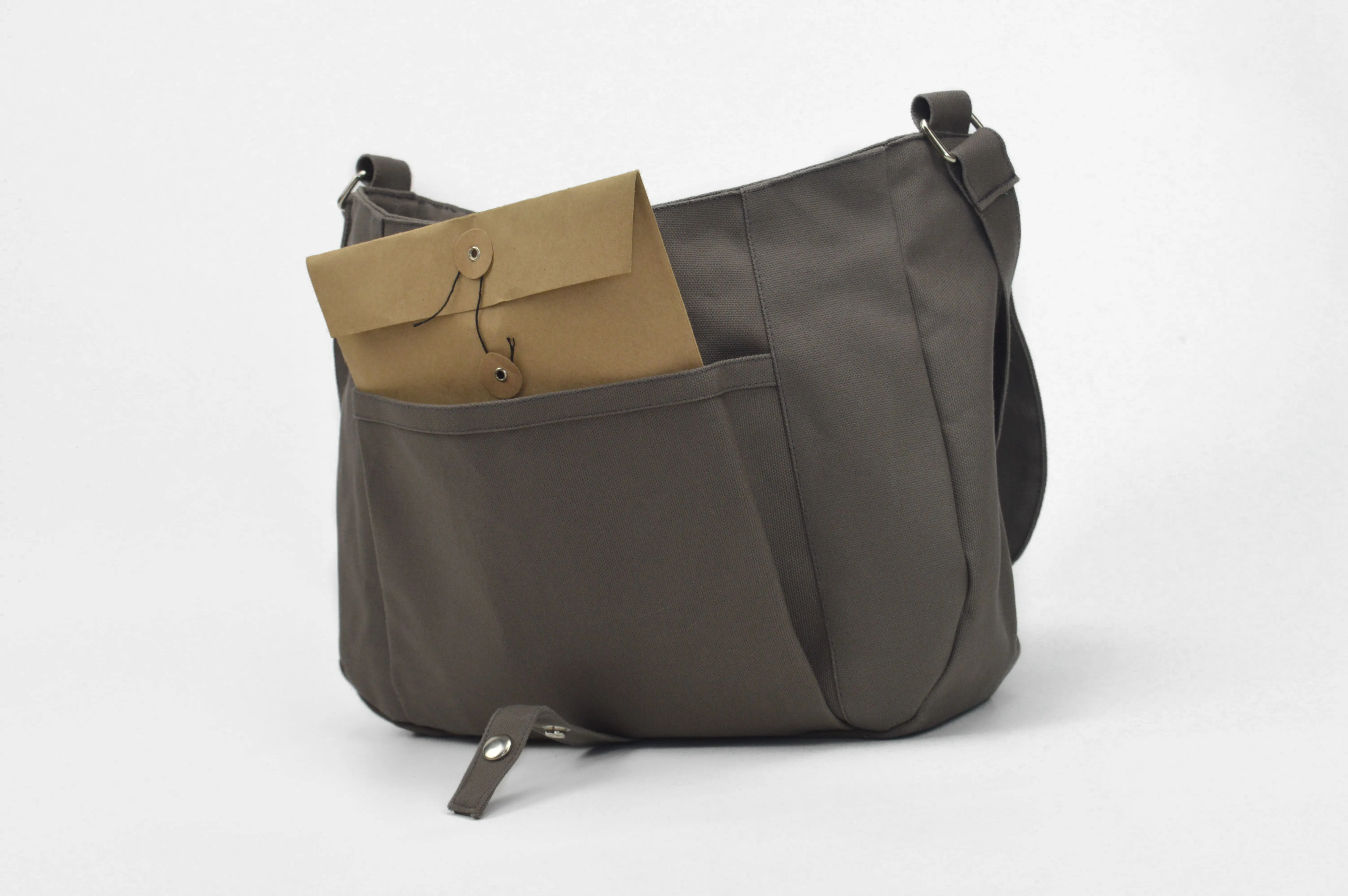Kylie 12 Gray | Crossbody Bag