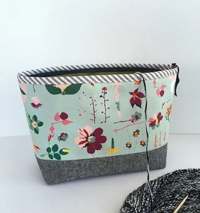 Lola Zipper Pouch (2 sizes)