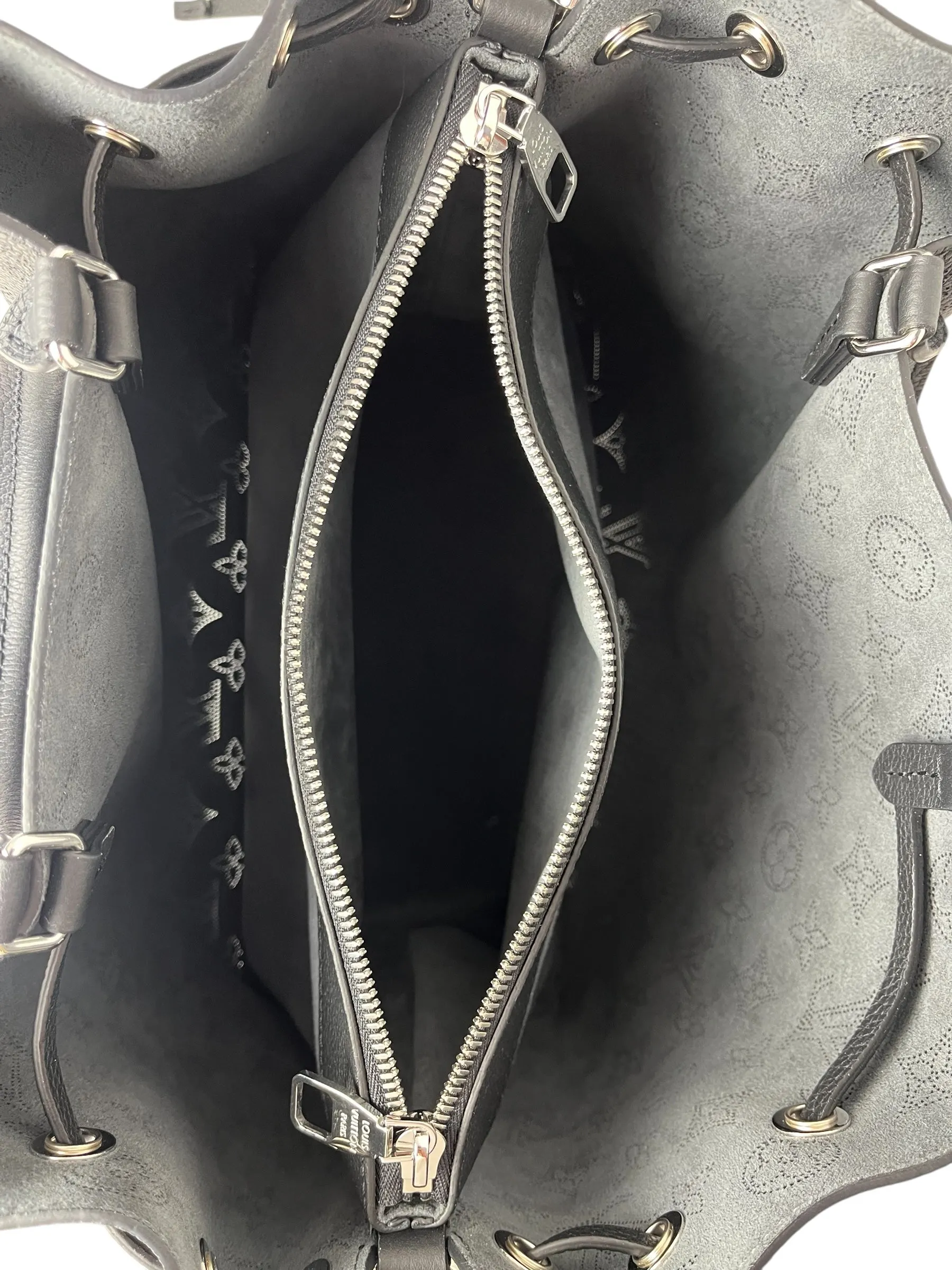 Louis Vuitton Black Monogram Mahina Bella Tote