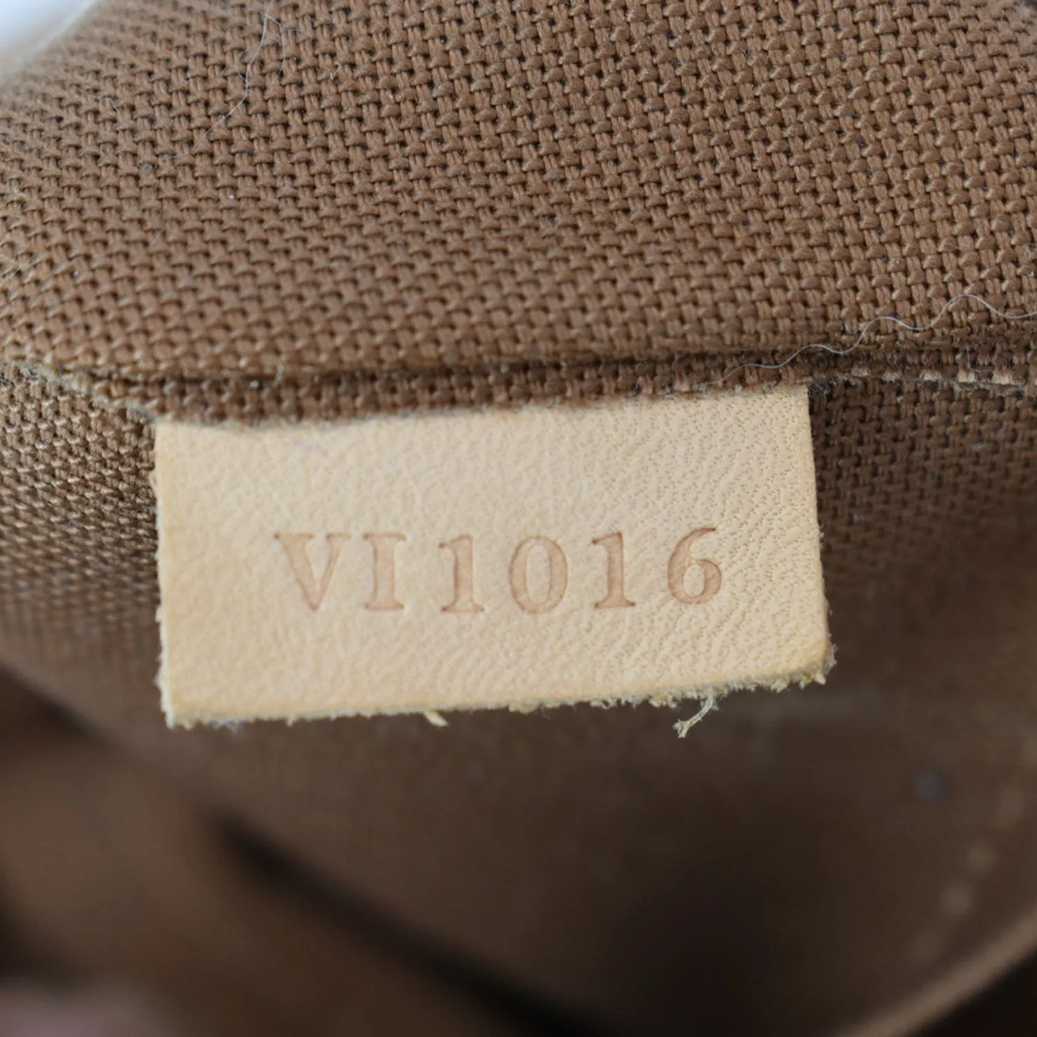 LOUIS VUITTON Lockit Horizontal Monogram Canvas Tote Bag Brown