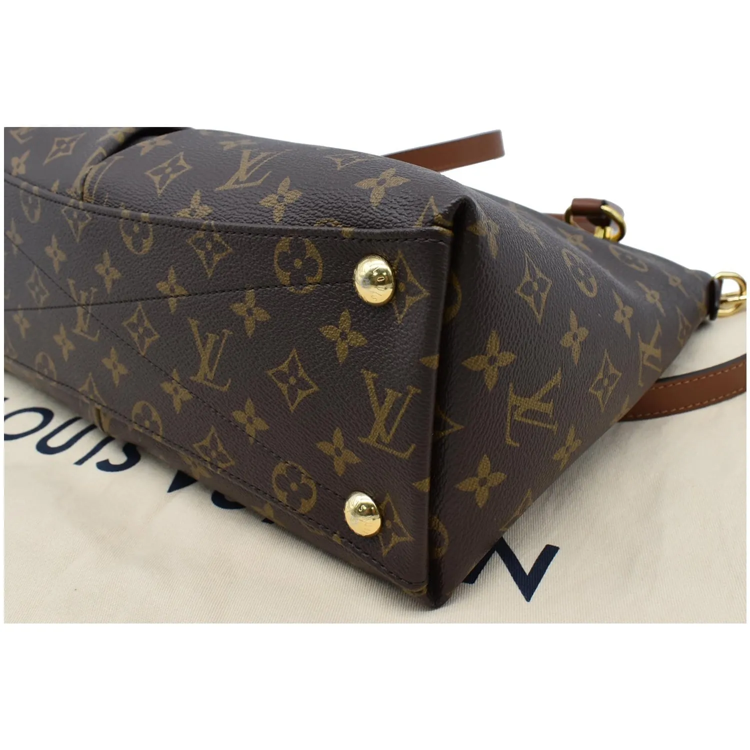 LOUIS VUITTON V MM Monogram Canvas Tote Bag Black