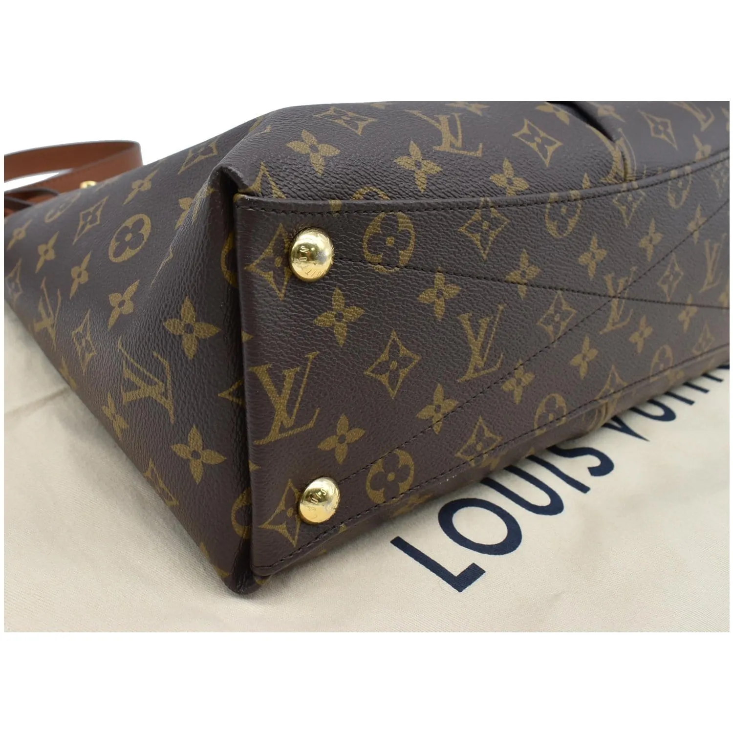 LOUIS VUITTON V MM Monogram Canvas Tote Bag Black