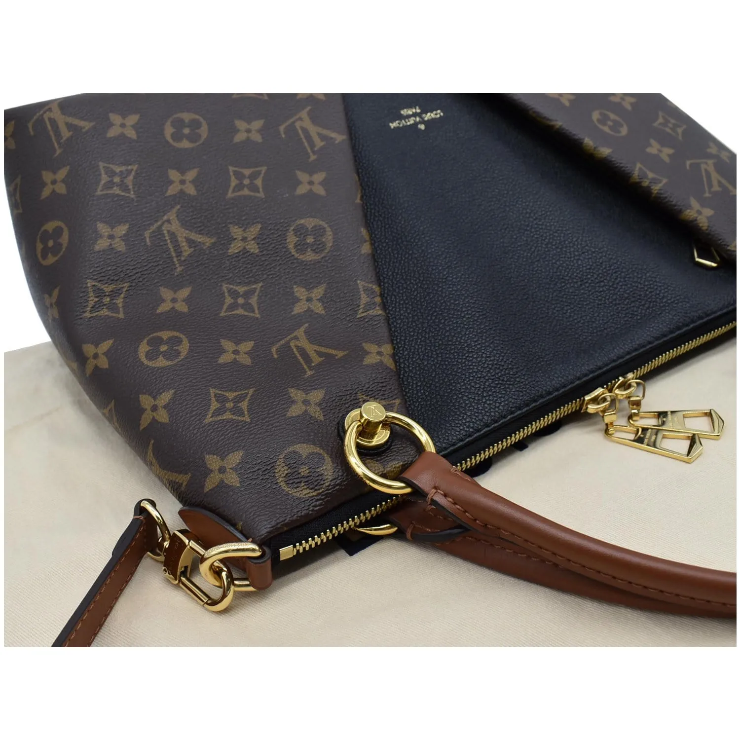 LOUIS VUITTON V MM Monogram Canvas Tote Bag Black