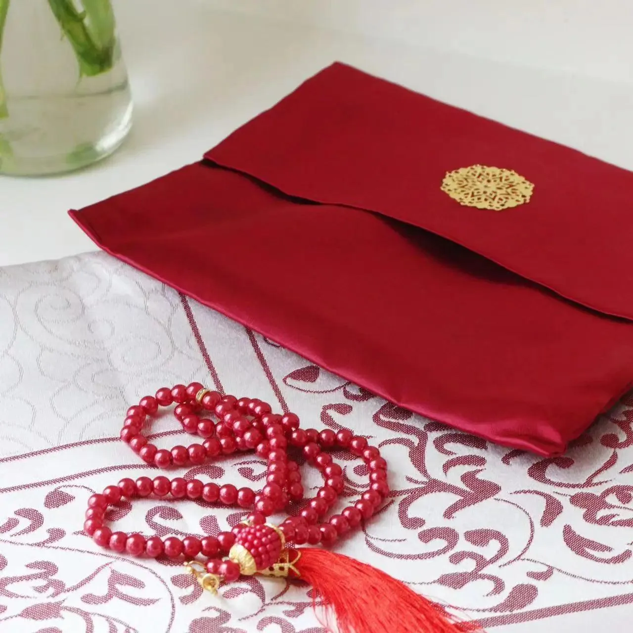 Luxury Prayer Mat and Tasbeeh Set (MR048)
