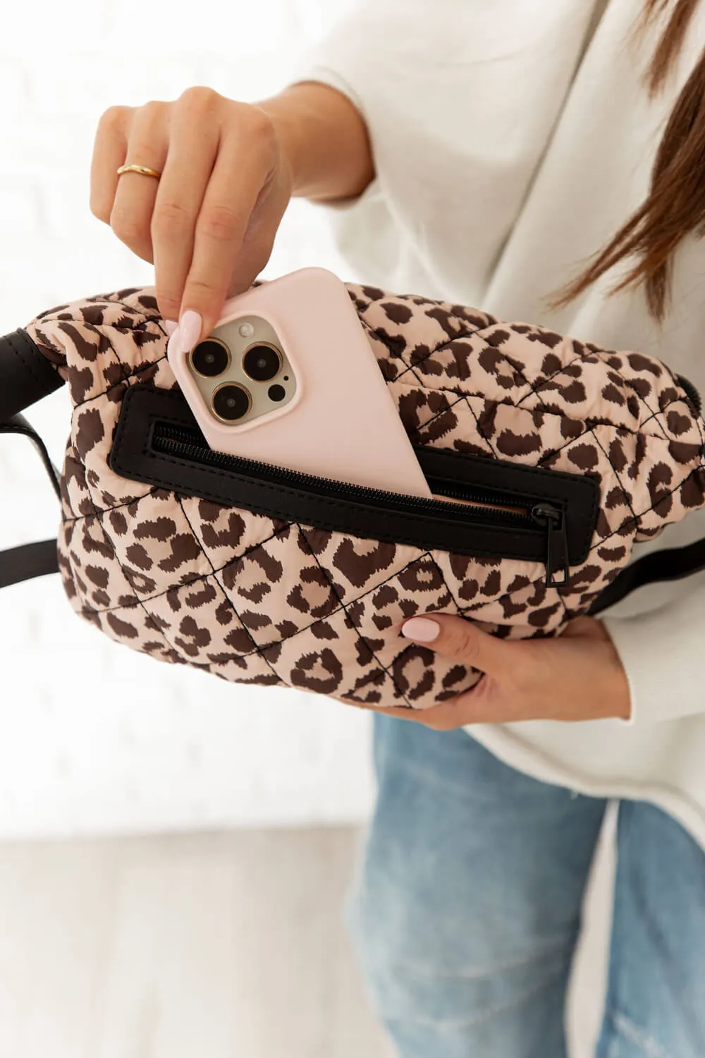 Quilted Large Sidekick Leopard